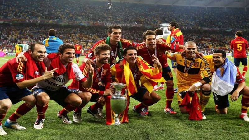 Từng có một đội tuyển Tây Ban Nha tạo được thành tích ấn tượng nhất lịch sử bóng đá